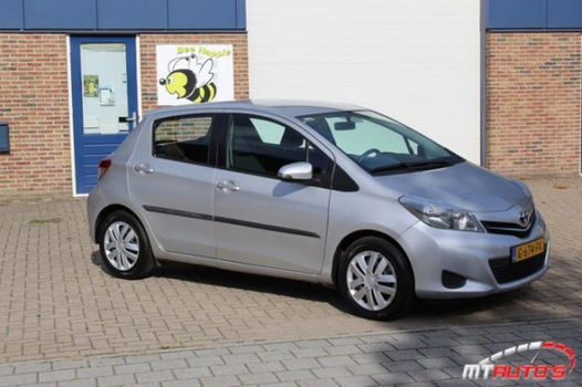 Toyota Yaris - 1.3 VVT-i Executive - 1