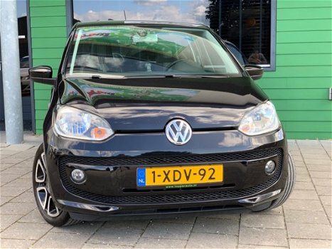 Volkswagen Up! - 1.0 Groove Up StoelVerw./Navi/Cruise/PDC/ Dealer Onderhouden / - 1