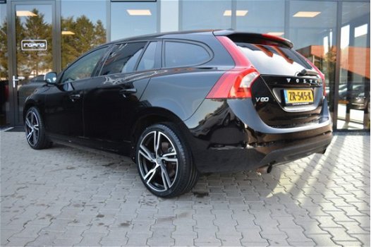 Volvo V60 - 1.6 T3 | 18 Inch | Cruise Control | Airco | - 1