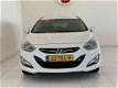 Hyundai i40 Wagon - 1.7 CRDi Business Navigatie | Climate | 1.000, - Slooppremie - 1 - Thumbnail