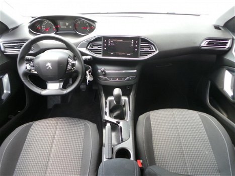 Peugeot 308 - 1.2 110pk Active Navigatie Trekhaak *GRATIS set gebruikte winterbanden - 1