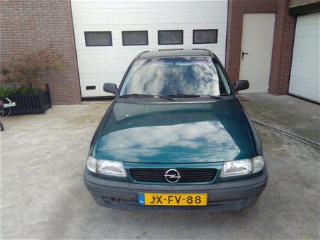 Opel Astra - 1.6i GLS Automaat - 1