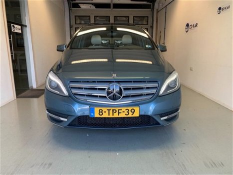 Mercedes-Benz B-klasse - B 180 PRESTIGE PANORAMA LEER CAMERA - 1