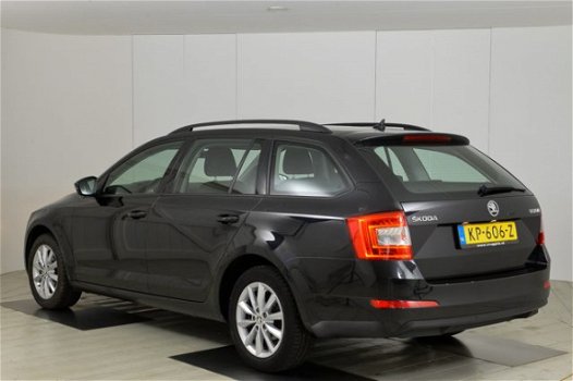 Skoda Octavia Combi - 1.0 TSI Greentech Ambition Business Navigatie/Climate/Parkeersensoren - 1