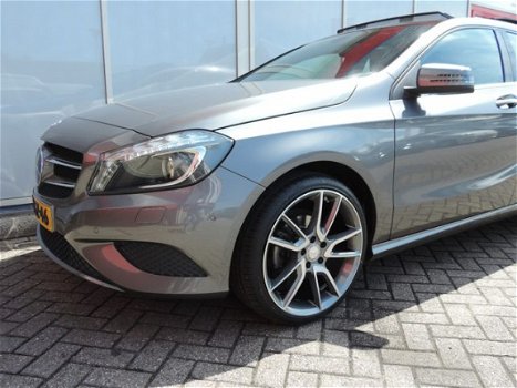 Mercedes-Benz A-klasse - 180 CDI Aut7 Prestige AMG (panodak, navi, xenon) - 1