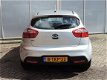 Kia Rio - 1.2 CVVT 5drs (airco, navi, aux) - 1 - Thumbnail