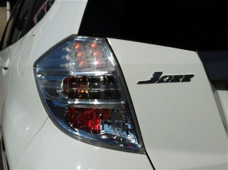Honda Jazz - 1.4 Hybrid Aut Elegance (climate, navi, privacy glass) - 1