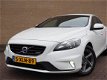 Volvo V40 - 2.0 D4 190pk R-Design | Climate Control | Cruise Control | Navigatie | Parkeersensoren | - 1 - Thumbnail