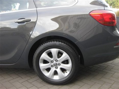 Opel Astra Sports Tourer - 1.4 T 140pk Edition Sport - 1