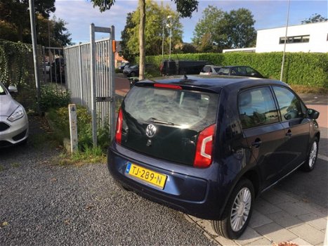 Volkswagen Up! - 1.0 high up / automaat / 75 PK /parkeersensor achter - 1