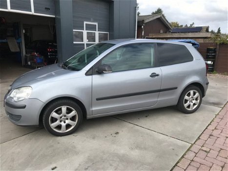 Volkswagen Polo - 1.4 TDI Trendline HANDEL / EXPORT / OPKNAPPER - 1