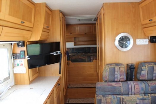 Hymer B 644 G dwarsbed - 6