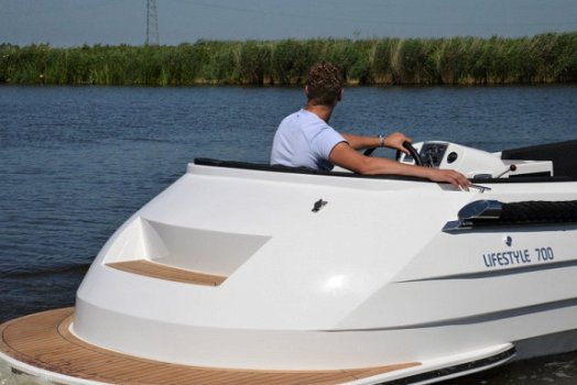 Lifestyle 700 Tender - 5