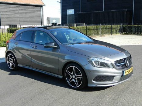 Mercedes-Benz A-klasse - 180 Prestige AMG PAKKET PANORAMADAK LEER LED XENON NAVI PDC - 1