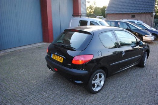 Peugeot 206 - 1.4 Gentry AIRCO CENTRALE AFSTANDSBEDIENING - 1