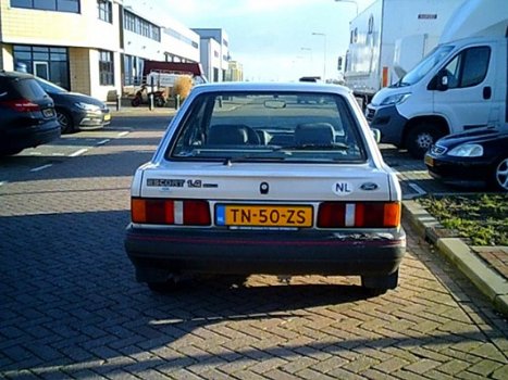 Ford Escort - 1.4 CL 2e eigenaar 156.987 km met nap nieuwe APK - 1