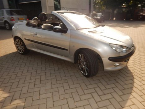 Peugeot 206 CC - 1.6-16V NETTE 206 CABRIOLET MET N.A.P - 1