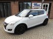 Suzuki Swift - 1.2 Exclusive GT 5 drs met Cruise Clima Parelmoer Wit - 1 - Thumbnail