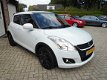 Suzuki Swift - 1.2 Exclusive GT 5 drs met Cruise Clima Parelmoer Wit - 1 - Thumbnail