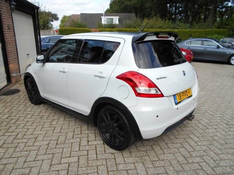 Suzuki Swift - 1.2 Exclusive GT 5 drs met Cruise Clima Parelmoer Wit - 1