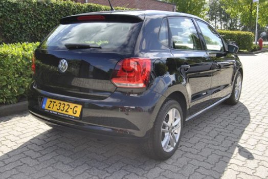 Volkswagen Polo - 1.2 Easyline sport velgen, Centrl. afstand, airco, elek. ramen - 1