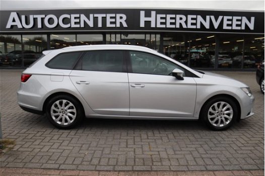 Seat Leon ST - 1.6 TDI Style Ecomotive 50 procent deal 4.475, - ACTIE PDC / Clima / Bluetooth / Navi - 1