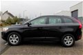 Volvo XC60 - 2.0 D3 163pk 5-cil. Momentum + Navi + Lmv + Pdc + Trekhaak - 1 - Thumbnail