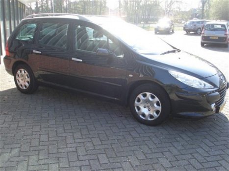 Peugeot 307 - 1.6 16v SW zeer nette auto - 1