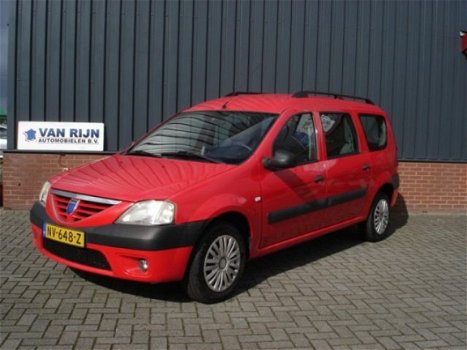 Dacia Logan MCV - 1.6 NW APK, 4 NW Banden en Navigatie - 1