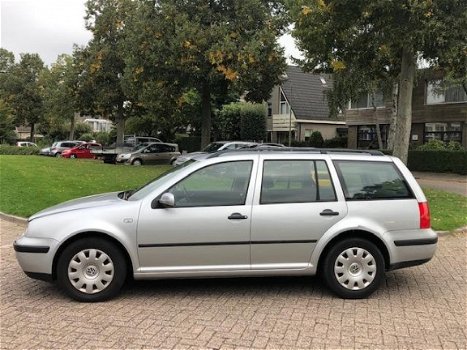 Volkswagen Golf Variant - 1.6-16V Trendline Stuurbekrachtiging Goed rijdend NAP - 1