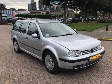 Volkswagen Golf Variant - 1.6-16V Trendline Stuurbekrachtiging Goed rijdend NAP - 1