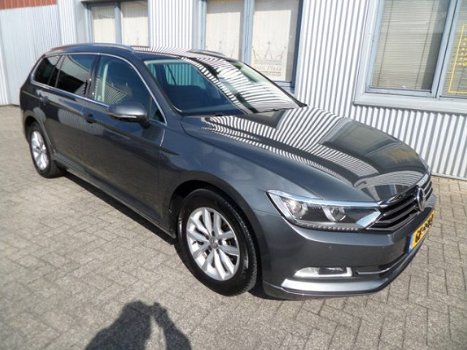 Volkswagen Passat Variant - 1.6 TDI 120pk DSG - 1