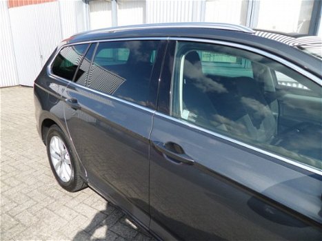 Volkswagen Passat Variant - 1.6 TDI 120pk DSG - 1