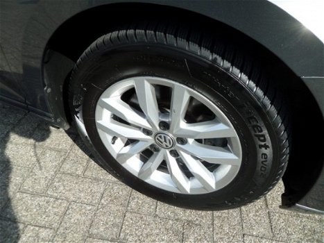 Volkswagen Passat Variant - 1.6 TDI 120pk DSG - 1