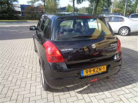 Suzuki Swift - 1.3 GLS 5 DEURS AUTOMAAT AIRCO - 1