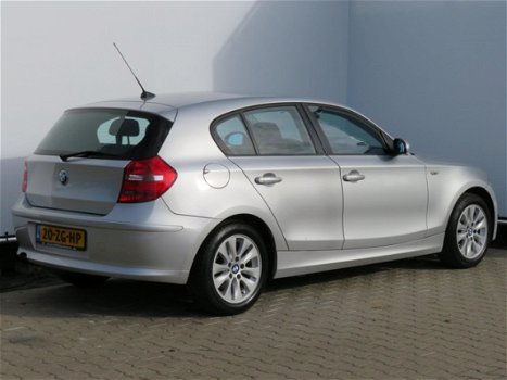 BMW 1-serie - 116i Business Line Zeer nette auto - 1