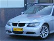 BMW 3-serie Touring - 320i High Executive KEURIGE AUTO CLIMATE (bj2006) - 1 - Thumbnail