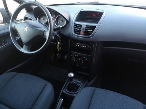 Peugeot 207 - 1.4 XR NWE Distri, APK - 1