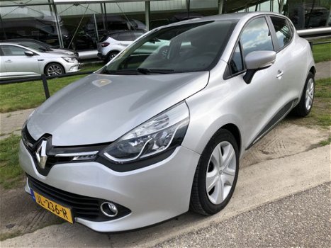 Renault Clio - 1.5 dCi 90Pk ECO Buisiness Airco MediaNav PDC Stylewielen - 1