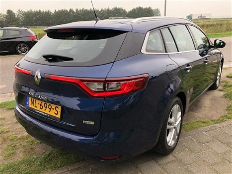 Renault Mégane Estate - 1.5 dCi 110Pk Eco2 Zen Climat R-Link2 - 1