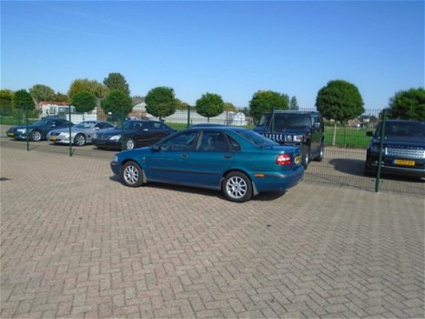 Volvo S40 - 2.0 T APK AIRCO GOED RIJDEND - 1