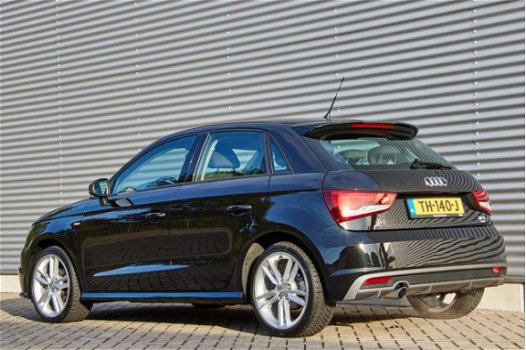 Audi A1 Sportback - 1.0 Tfsi 95pk Advance, S-line, Mmi navigatie, Telefoon, Cruise control, Airco - 1