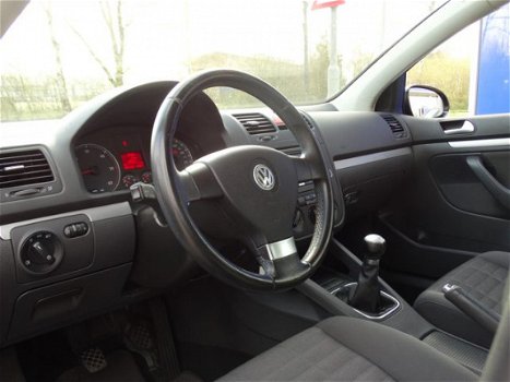 Volkswagen Golf - 1.9 TDI Trendline Business - 1