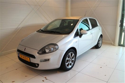 Fiat Punto - 0.9 TwinAir Turbo 100pk | NAVIGATIE | CLIMATE CONTROL | CRUISE - 1