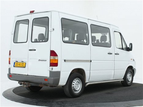 Mercedes-Benz Sprinter - 208CDI 9-Persoons - 1