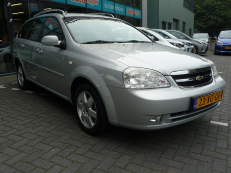 Chevrolet Nubira Station Wagon - 1.6-16V Style - 1