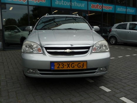 Chevrolet Nubira Station Wagon - 1.6-16V Style - 1