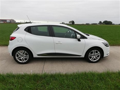 Renault Clio - 0.9 TCe Zen - 1