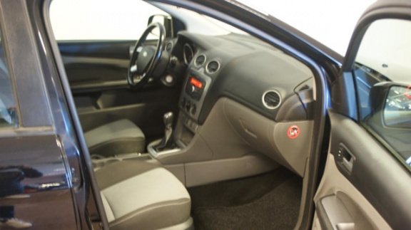 Ford Focus Wagon - 1.6 Comfort 2011 Airco*Sport*Stoelverwarming*Elek Pak - 1