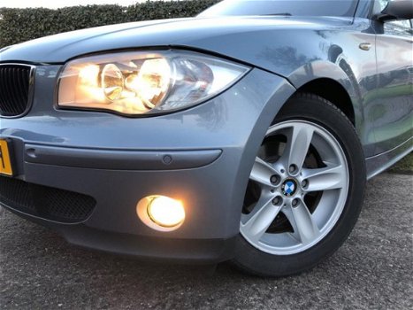 BMW 1-serie - 118i Executive Automaat, Clima, Stoelverwarming - 1